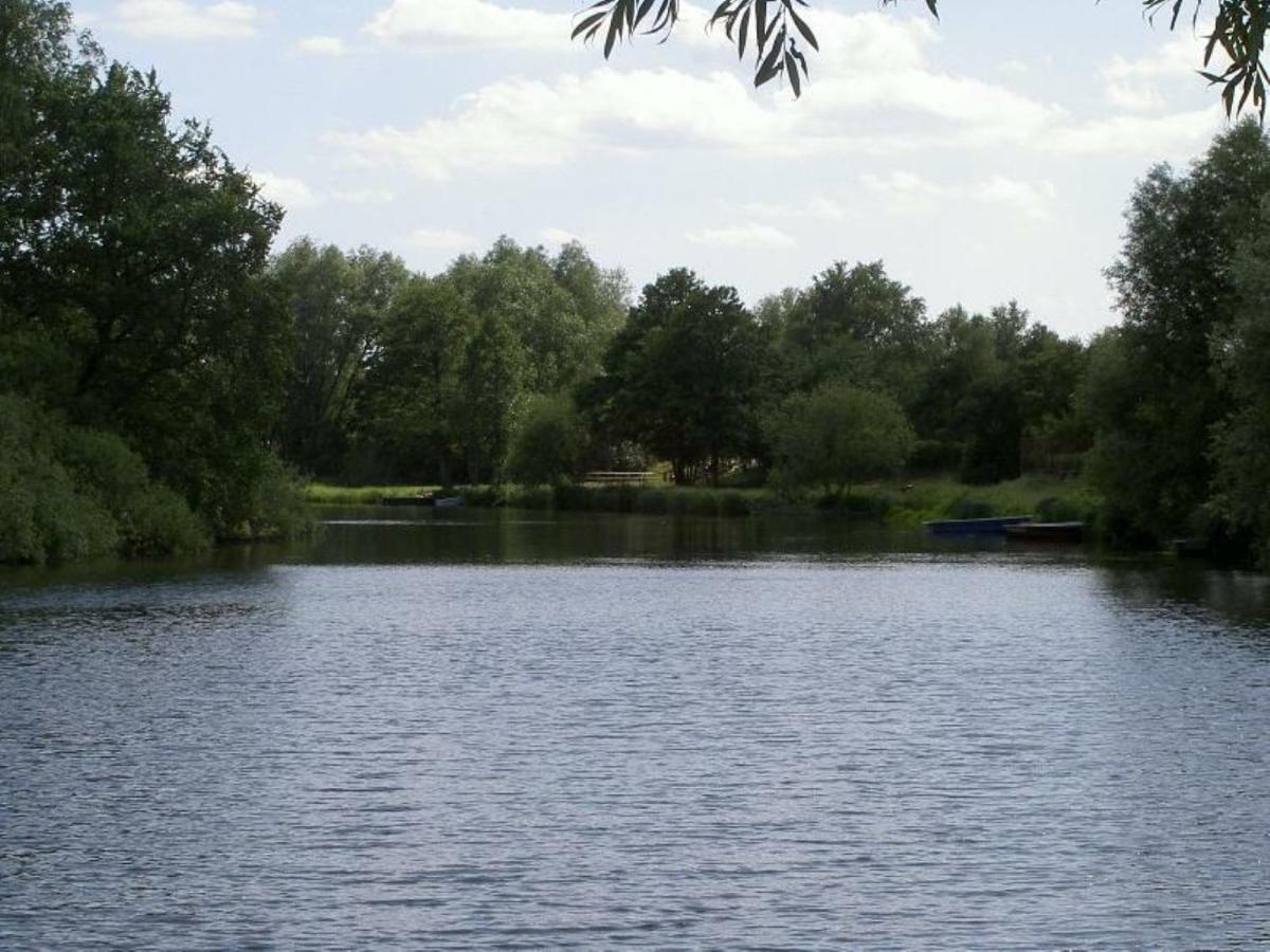 ベースコウStorchennest An Der Spree In Radinkendorfアパートメント エクステリア 写真