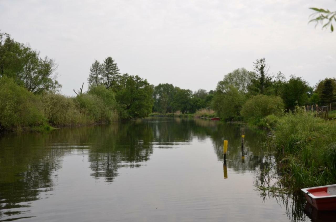 ベースコウStorchennest An Der Spree In Radinkendorfアパートメント エクステリア 写真